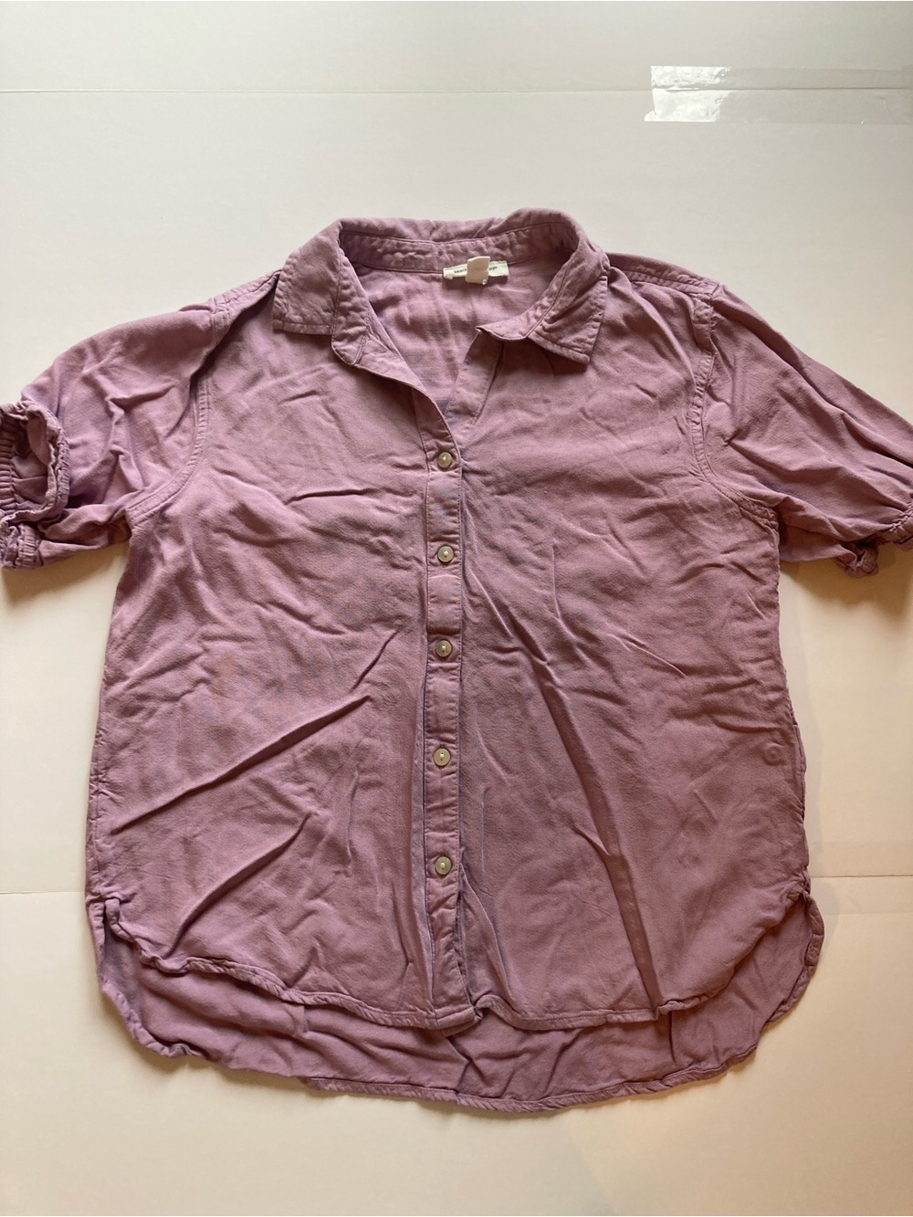 beachlunchlounge Short-Sleeve Button-Down Shirt in Dusty Mauve